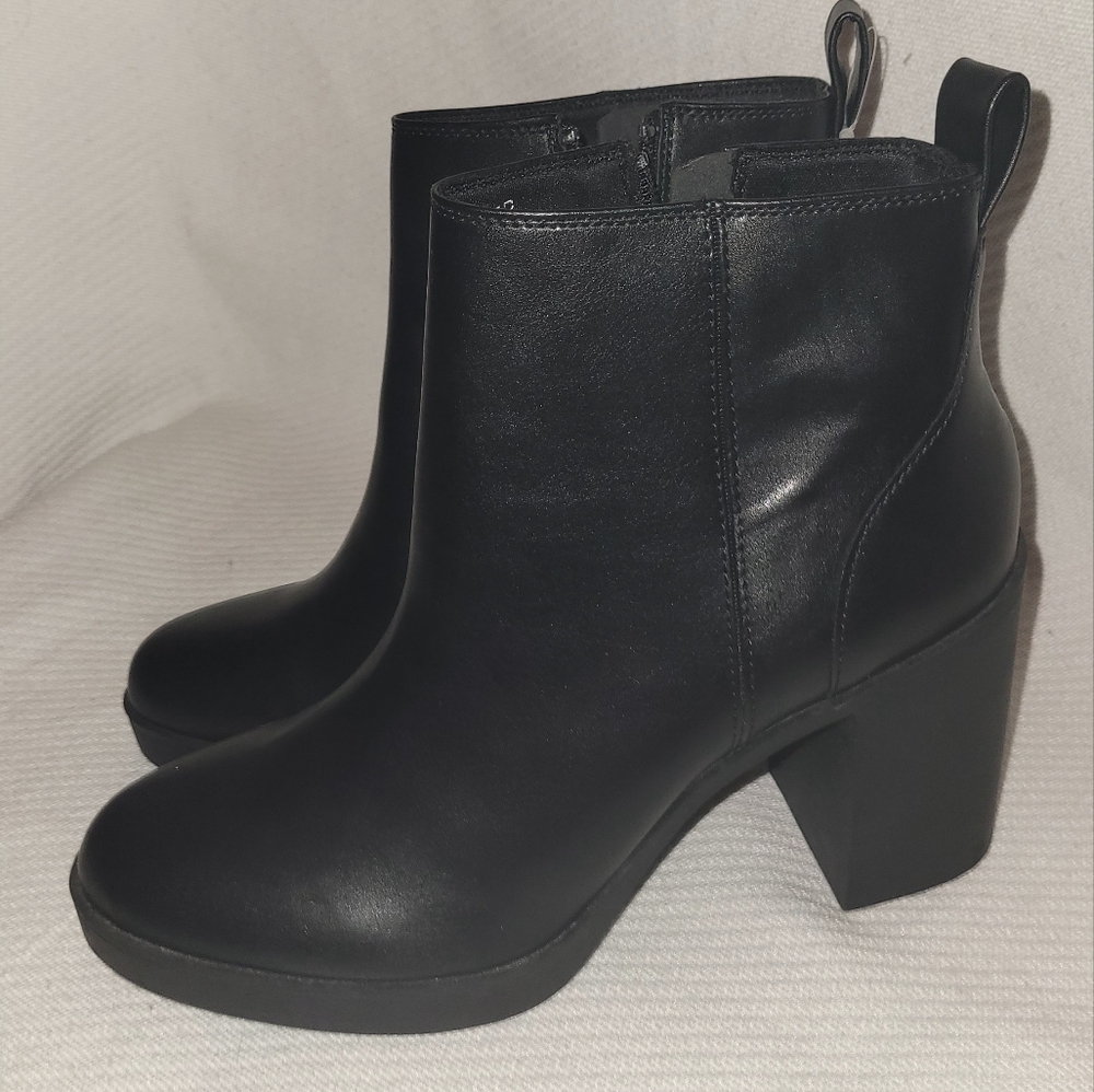 Women's boots
